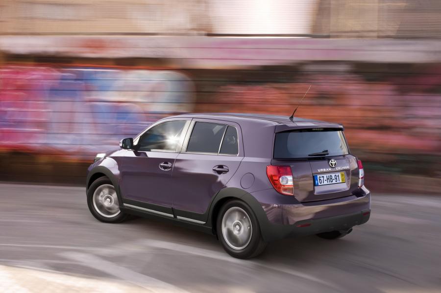  Toyota Urban Cruiser 2009 года  (фото 67 из 113)